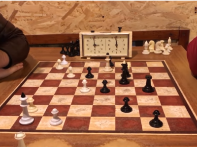 тренер учитель шахматы играть шахматы для начинающих гроссмейстер в шахматах