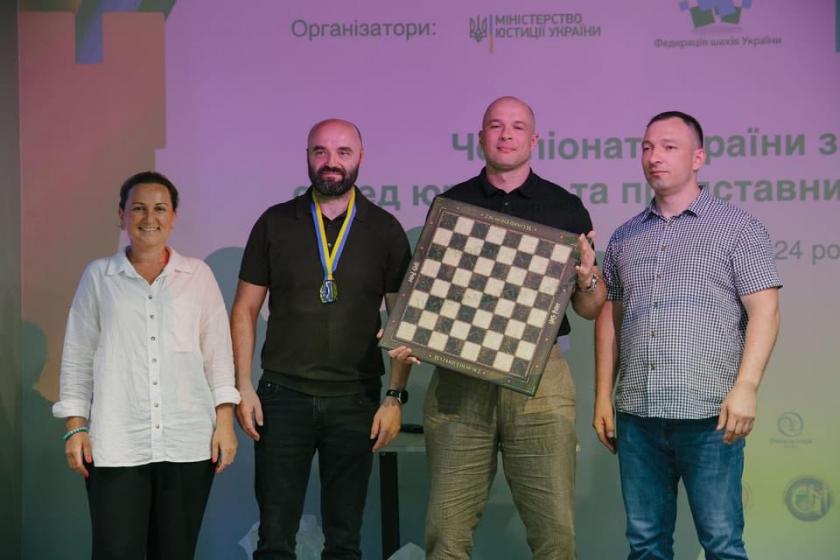 тренер#шахи#турнір#грати у шахи#майстер#гроссмейстер#чемпіон світу#